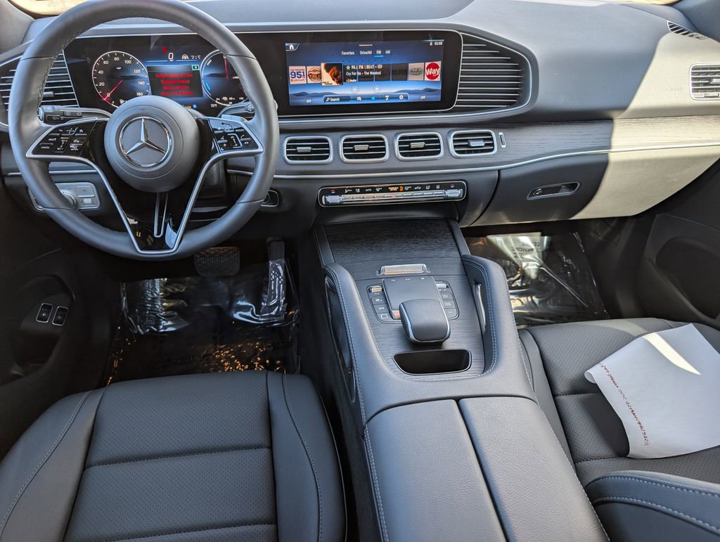 Used 2025 Mercedes-Benz GLE 450e 4MATIC image 26