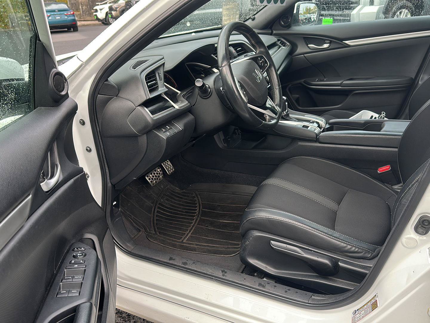 Used 2019 Honda Civic Sport image 7