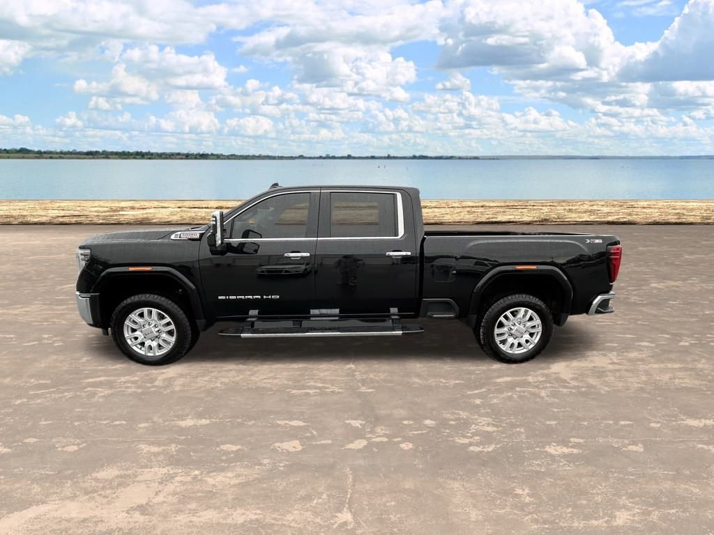Used 2025 GMC Sierra 2500 SLT w/ SLT Premium Package image 11