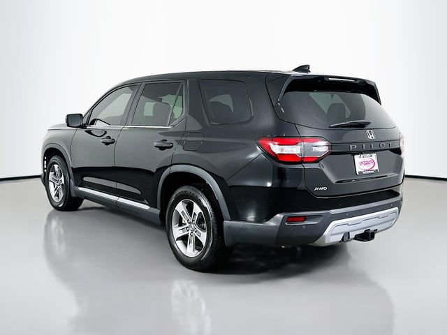 Used 2025 Honda Pilot EX-L image 18