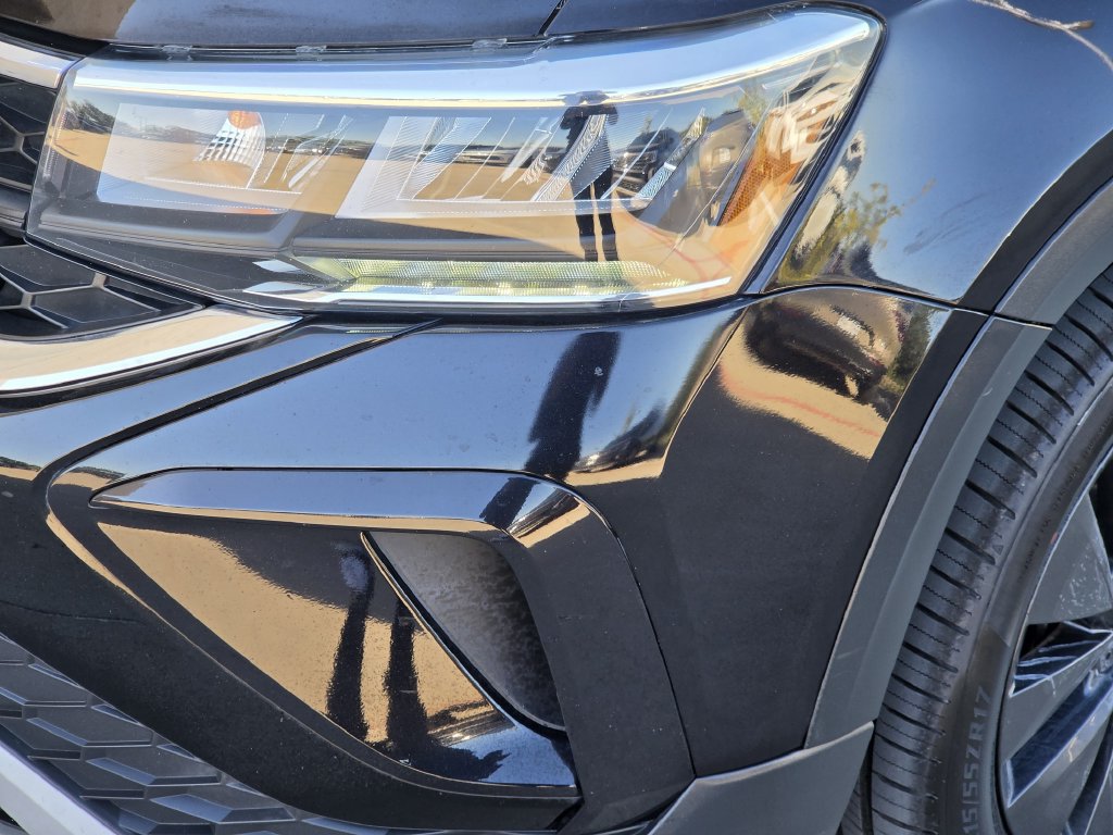 Used 2022 Volkswagen Taos S FWD image 6