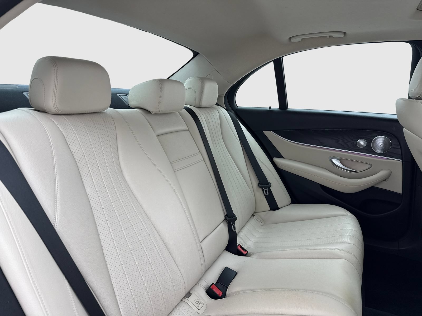 Used 2017 Mercedes-Benz E 300 4MATIC image 44
