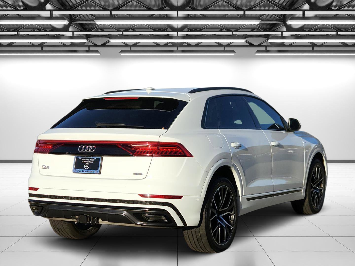 Used 2020 Audi Q8 Prestige w/ Prestige Package image 9