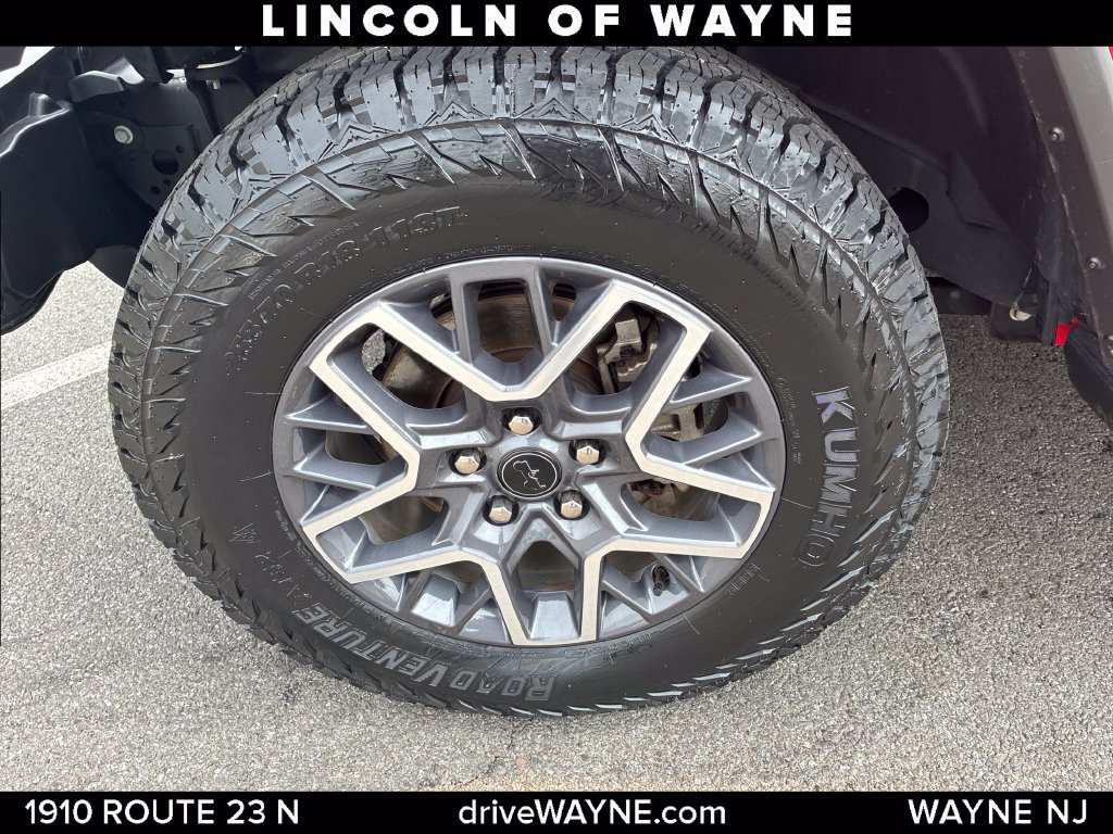 Used 2024 Jeep Wrangler Unlimited Sahara AWD/4WD image 24