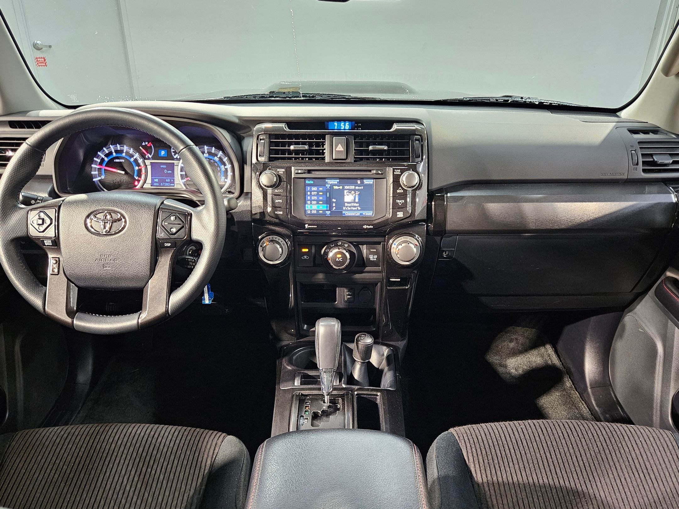 Used 2015 Toyota 4Runner Trail AWD/4WD image 10