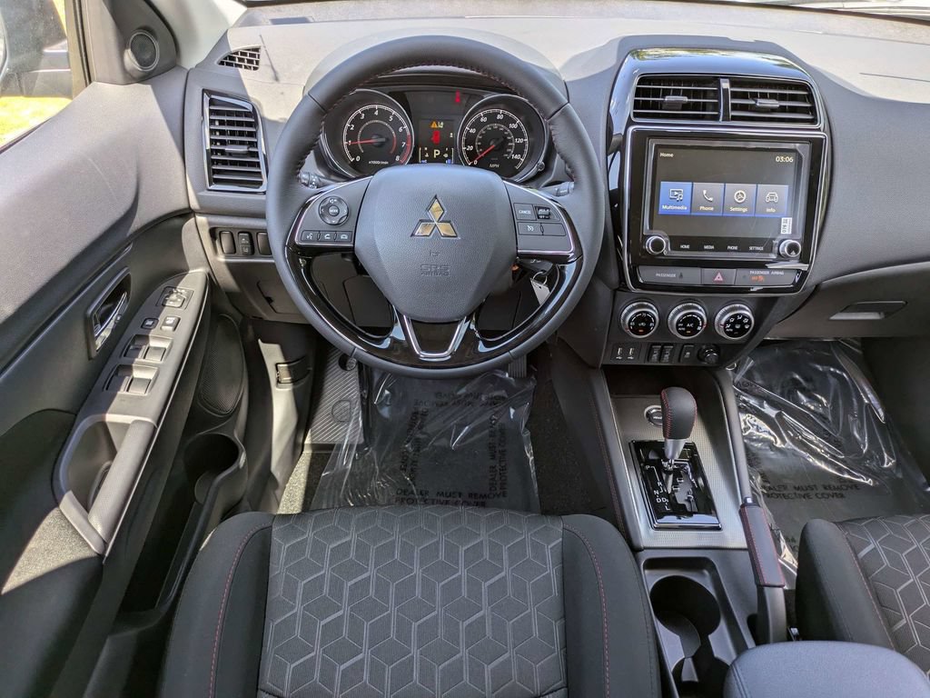 New 2026 Mitsubishi Outlander Sport LE AWD/4WD image 17