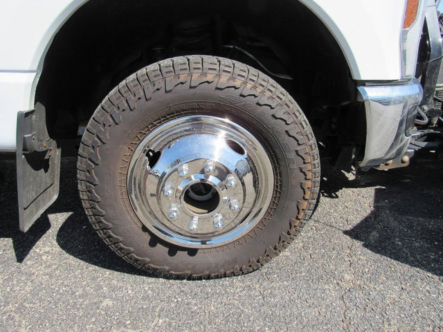 Used 2024 Ford F350 XL w/ Snow Plow Prep Package image 10