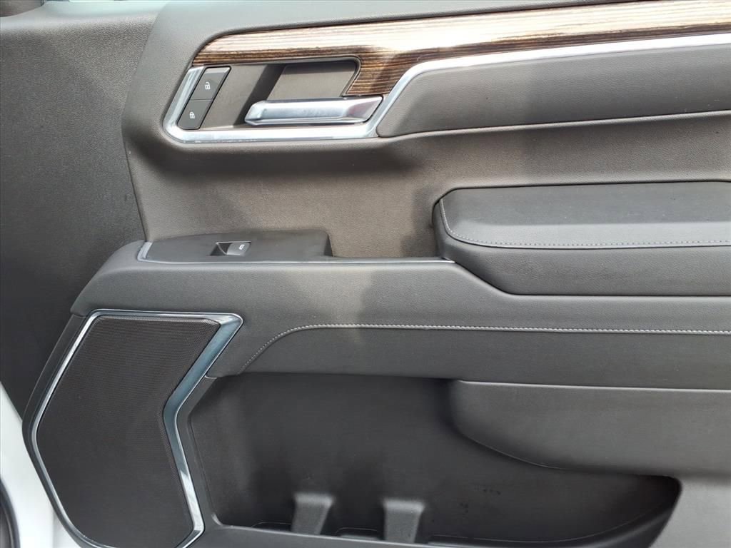 Used 2024 GMC Sierra 1500 Elevation image 21