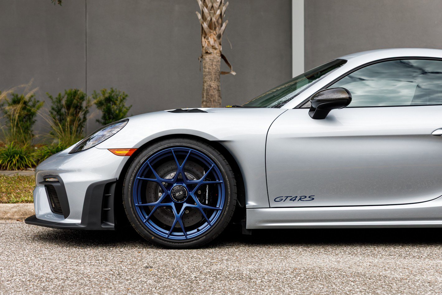 Used 2025 Porsche 718 Cayman GT4 RS image 19