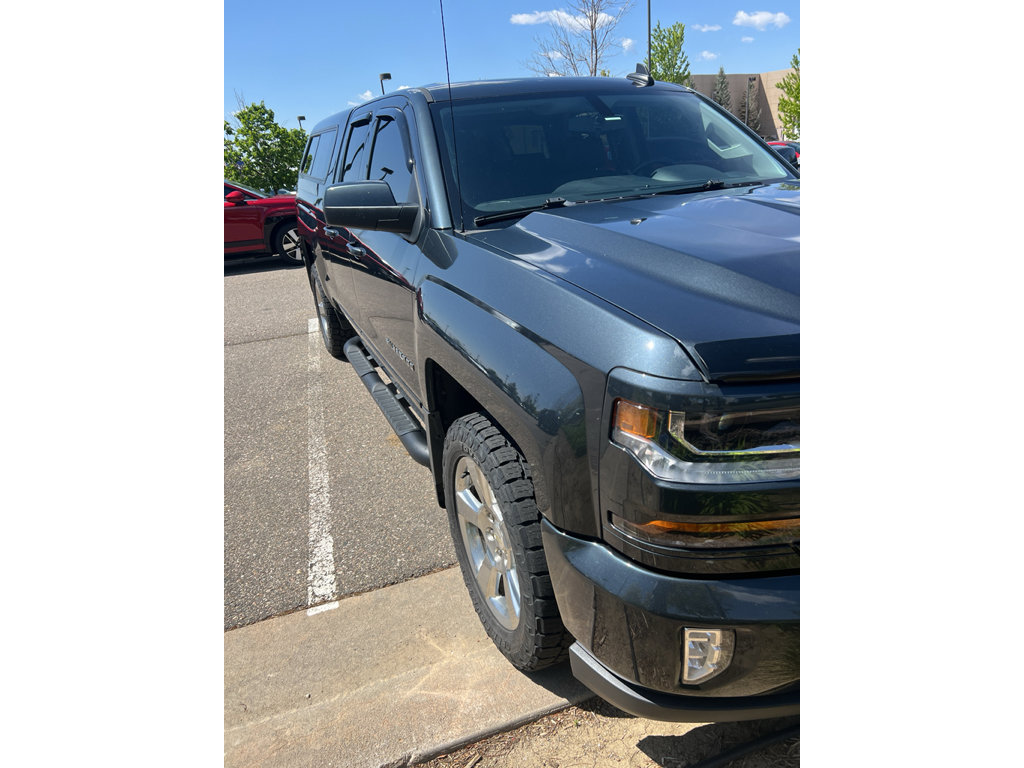 Used 2017 Chevrolet Silverado 1500 LT w/ All Star Edition AWD/4WD image 5
