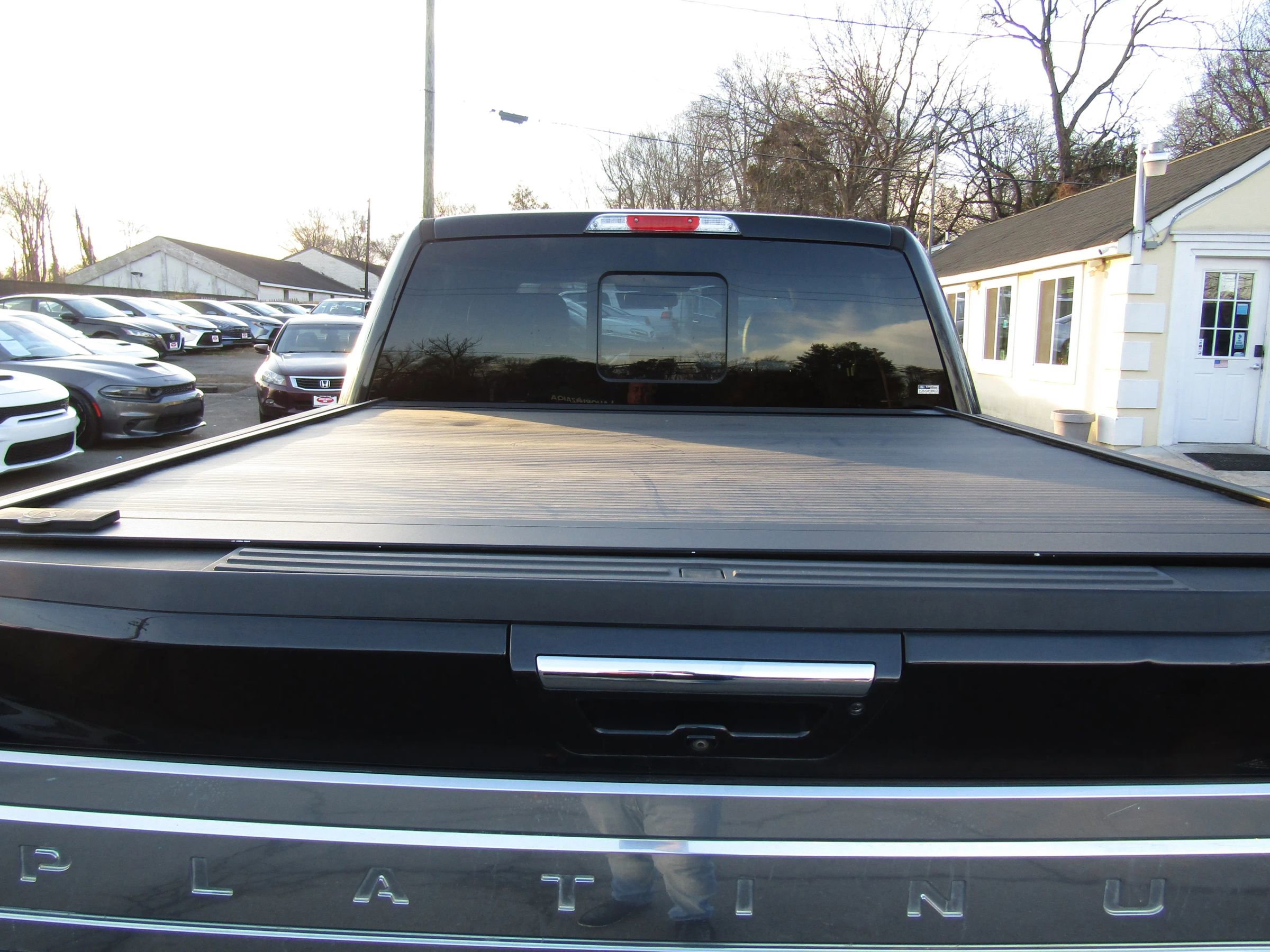 Used 2015 Ford F150 Platinum w/ Equipment Group 701A Luxury image 7