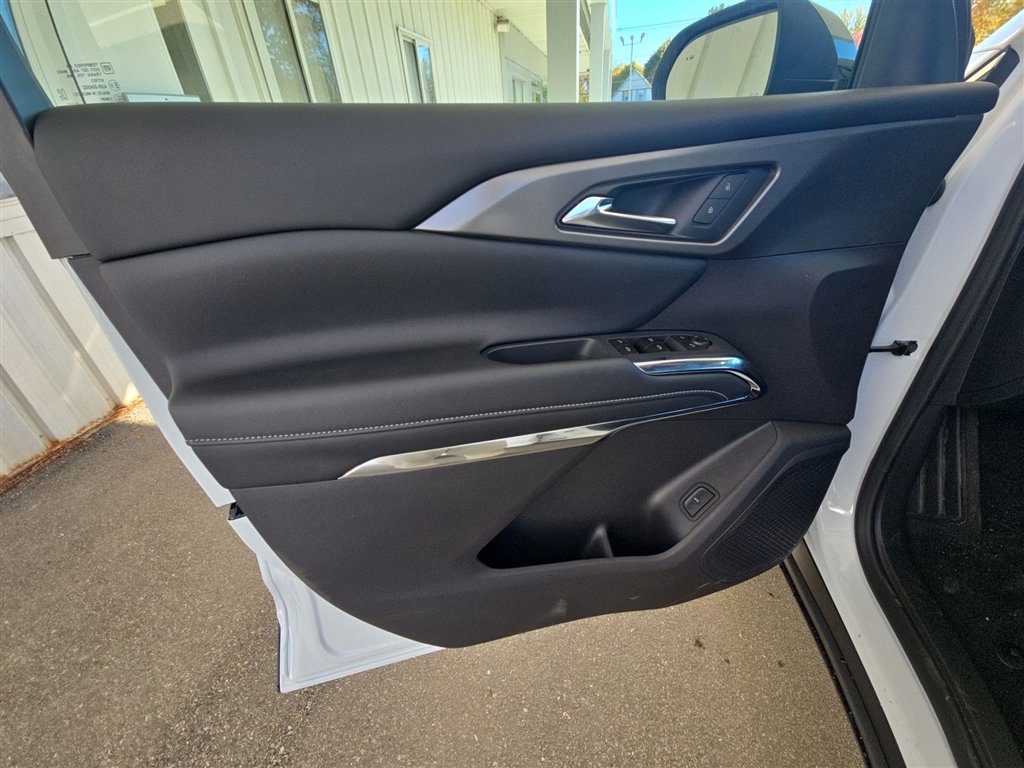 New 2026 Chevrolet Traverse LT image 21