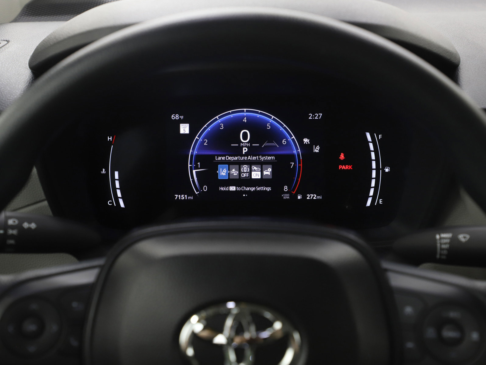 Used 2026 Toyota Corolla Cross L image 23