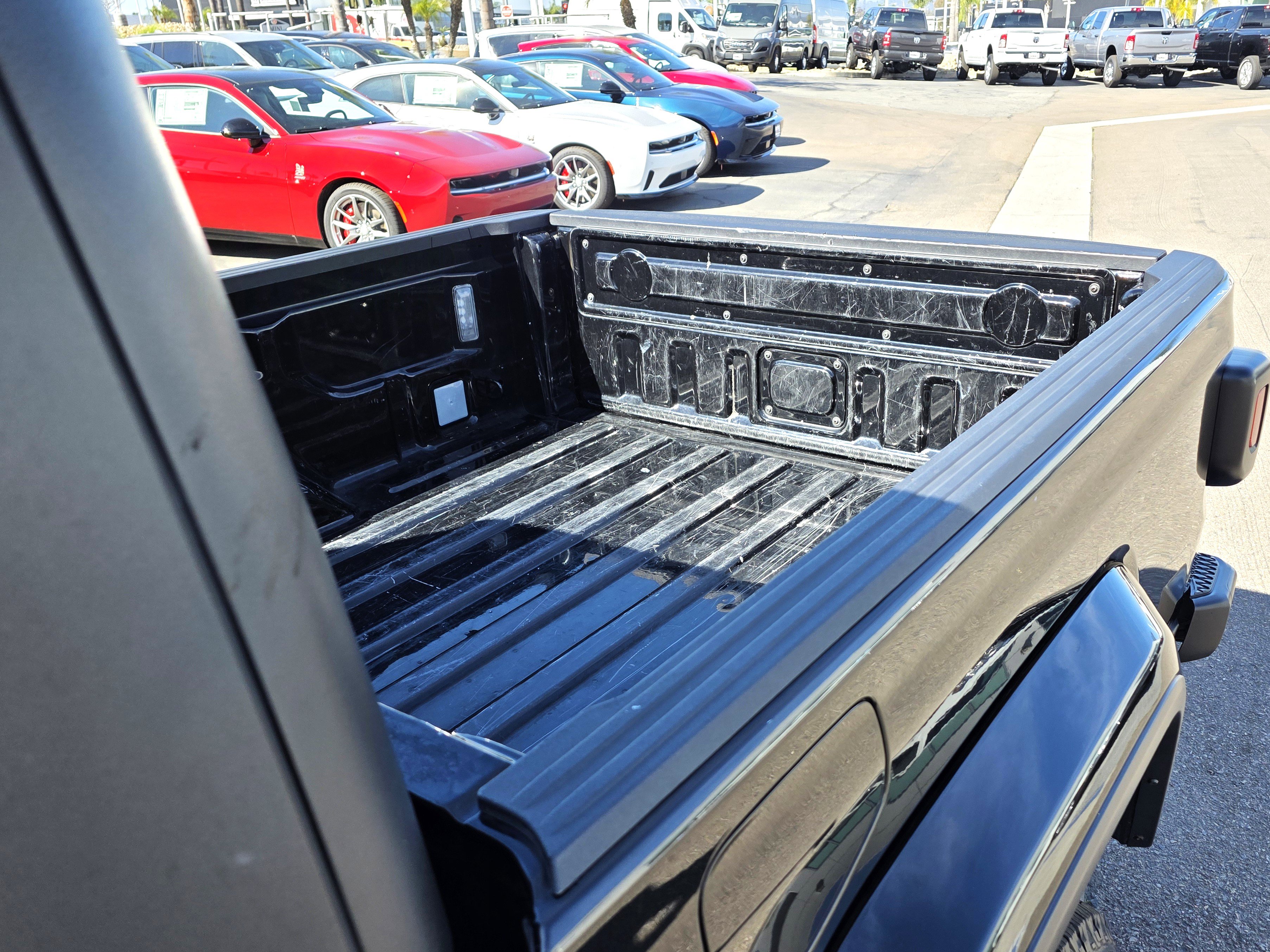 Certified 2023 Jeep Gladiator Sport image 16