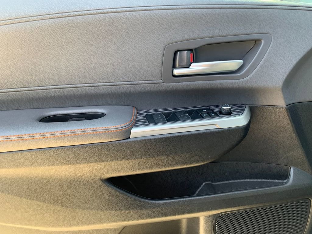 Used 2024 Toyota Sienna XSE w/ XSE Plus Package image 12