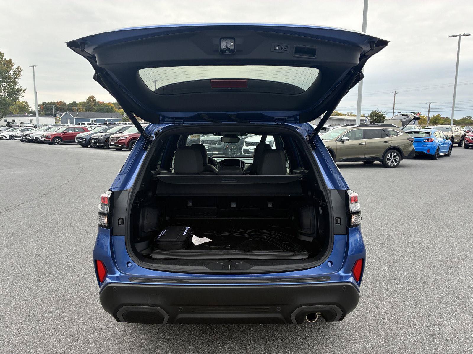 New 2025 Subaru Forester Limited AWD/4WD image 12