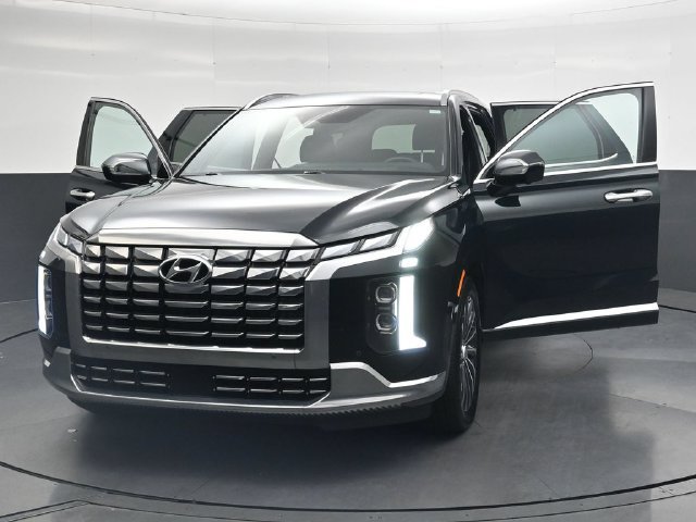 Used 2025 Hyundai Palisade Calligraphy AWD/4WD image 38