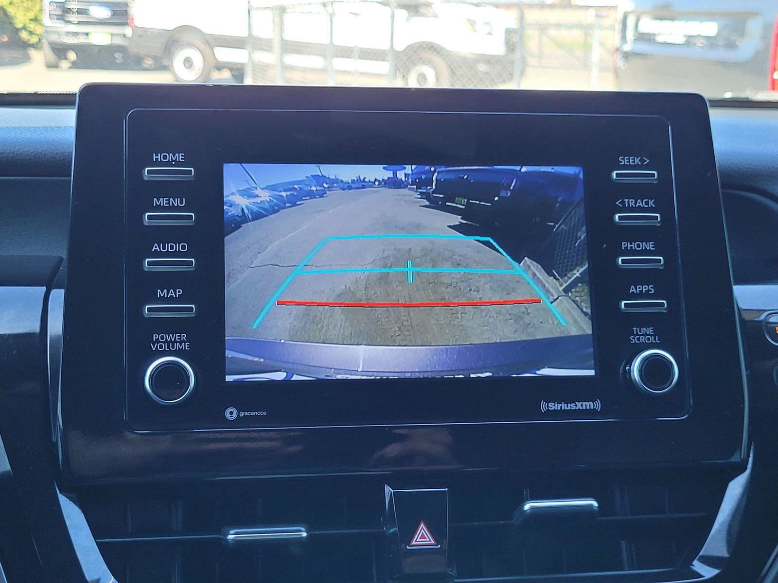 Used 2023 Toyota Camry SE FWD image 12