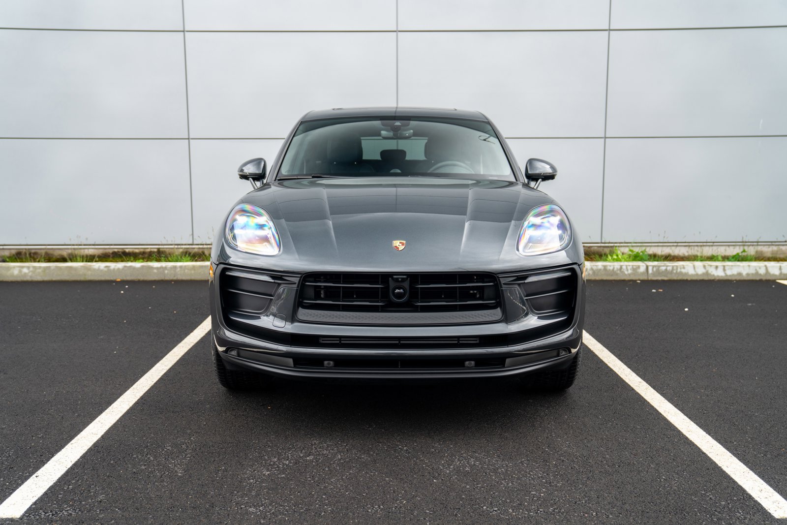 New 2026 Porsche Macan AWD/4WD image 6