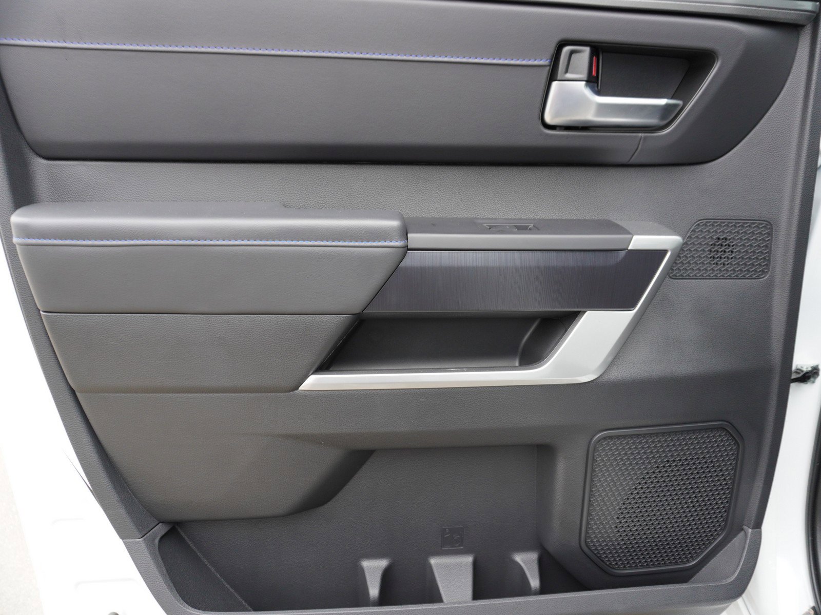 Used 2025 Toyota Tundra Platinum image 14