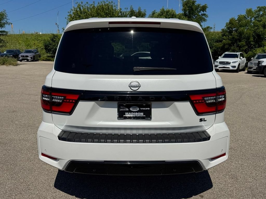 Used 2022 Nissan Armada SL w/ Midnight Edition Package AWD/4WD image 3