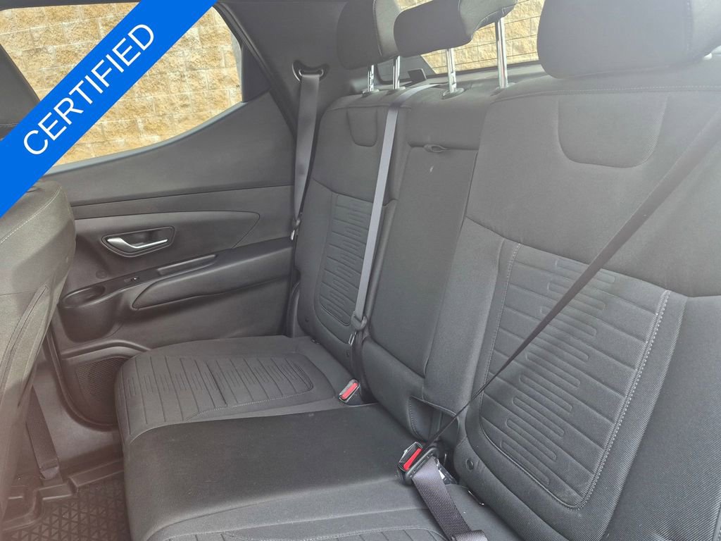 Used 2025 Hyundai Santa Cruz SE image 13