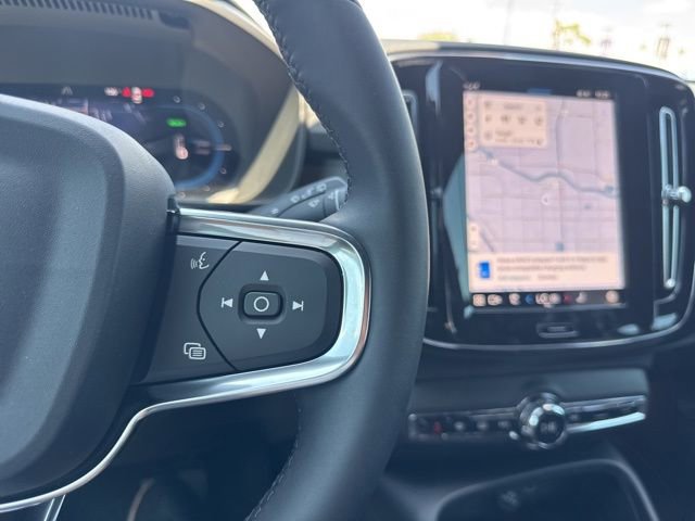 New 2025 Volvo EX40 Core w/ Climate Package image 30