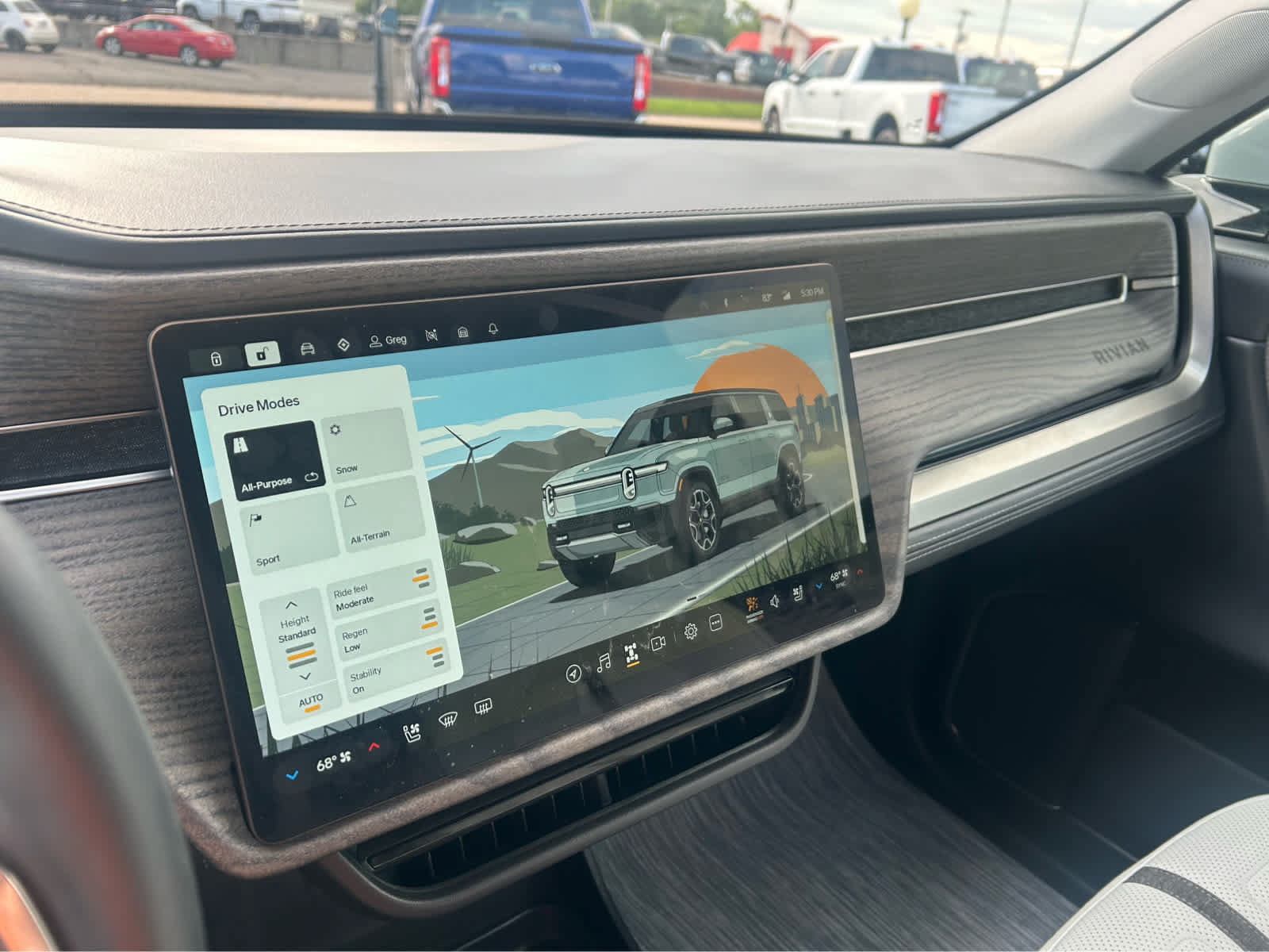 Used 2026 Rivian R1S Adventure AWD/4WD image 55