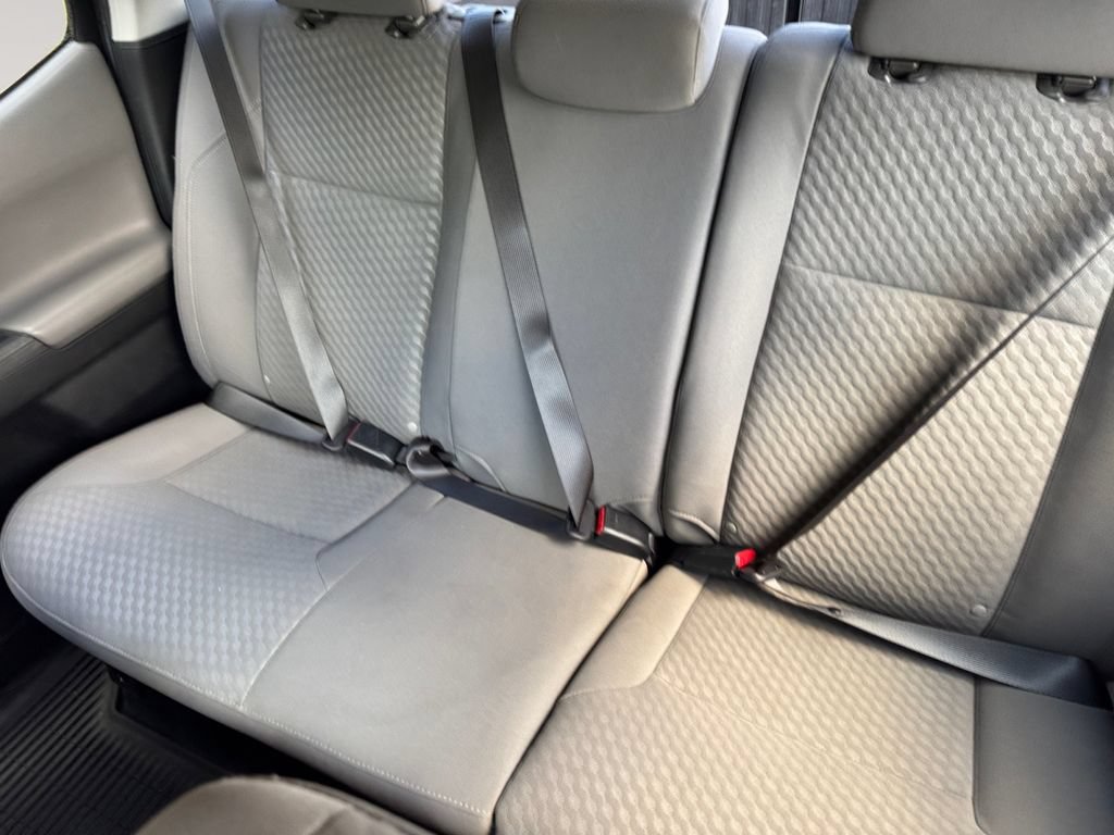 Used 2023 Toyota Tacoma SR5 AWD/4WD image 13