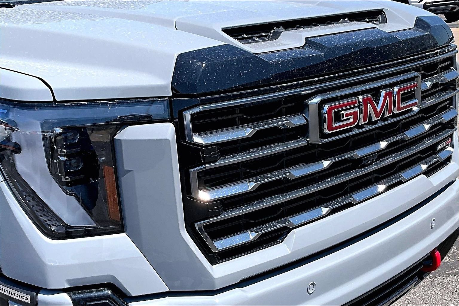 Used 2025 GMC Sierra 2500 AT4 w/ AT4 Premium Plus Package AWD/4WD image 31