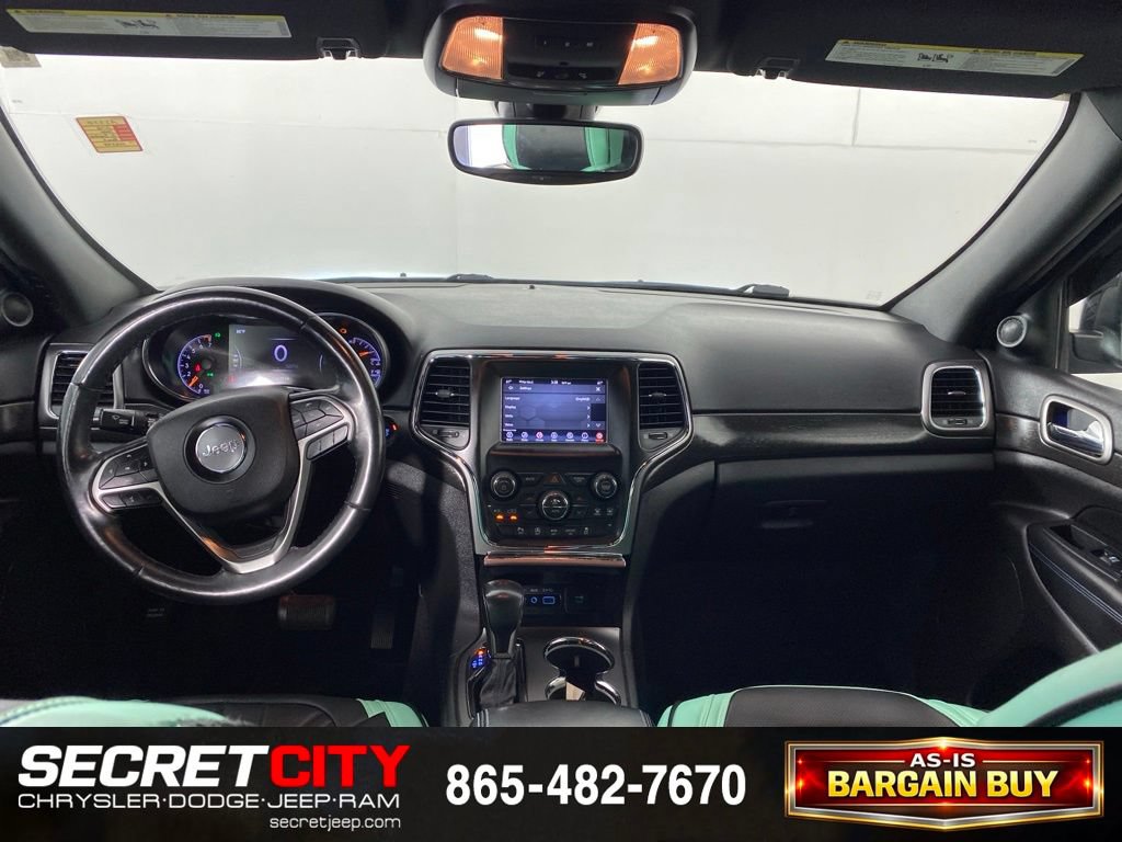 Used 2018 Jeep Grand Cherokee Laredo AWD/4WD image 27
