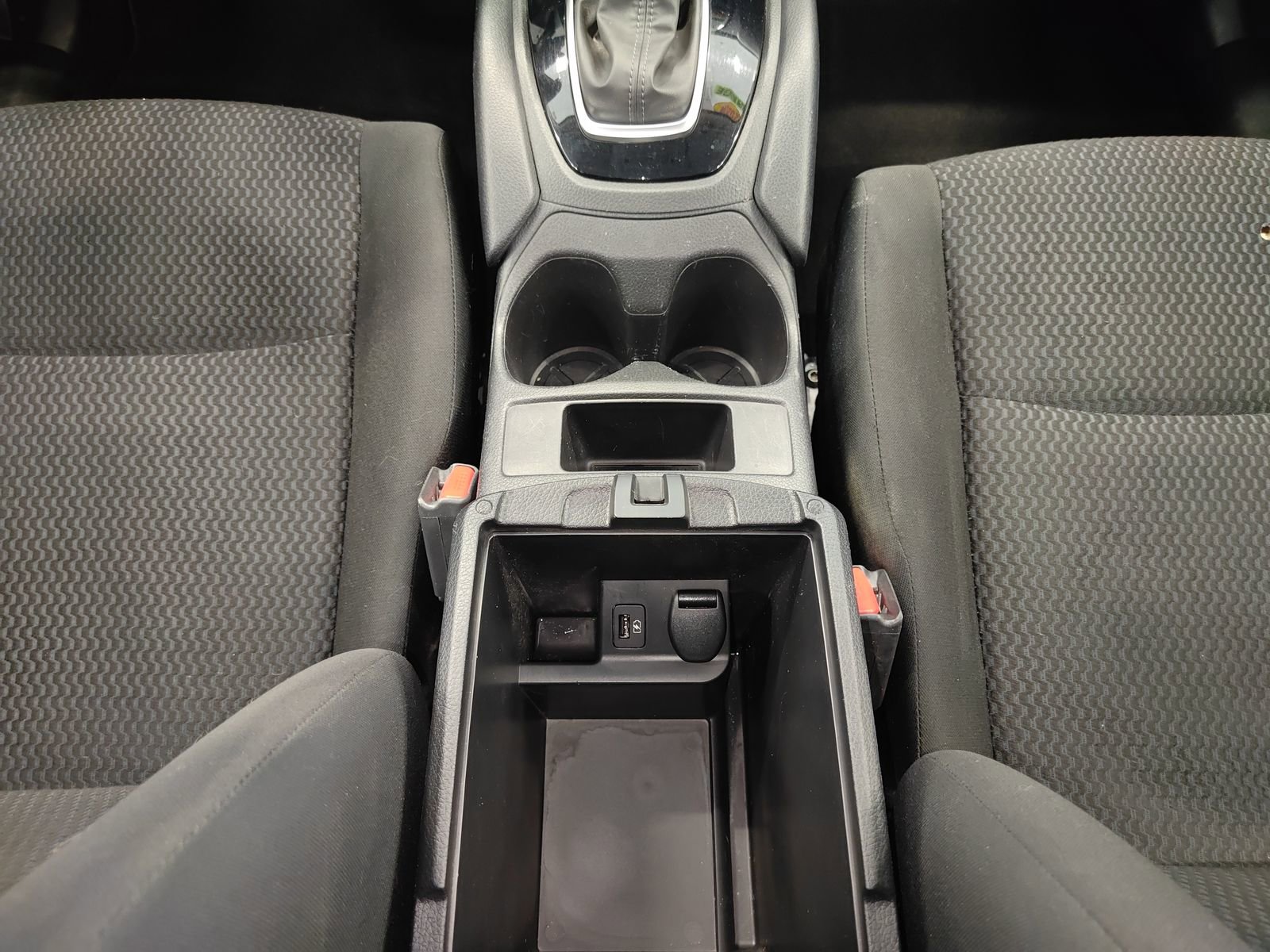 Used 2020 Nissan Rogue Sport S image 28