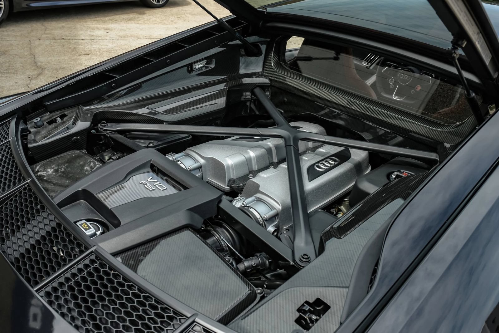 Used 2021 Audi R8 V10 RWD image 41