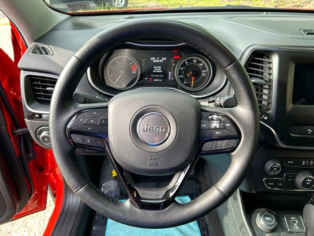 Used 2021 Jeep Cherokee Latitude Plus AWD/4WD image 20