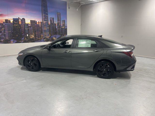 New 2026 Hyundai Elantra Sport image 4