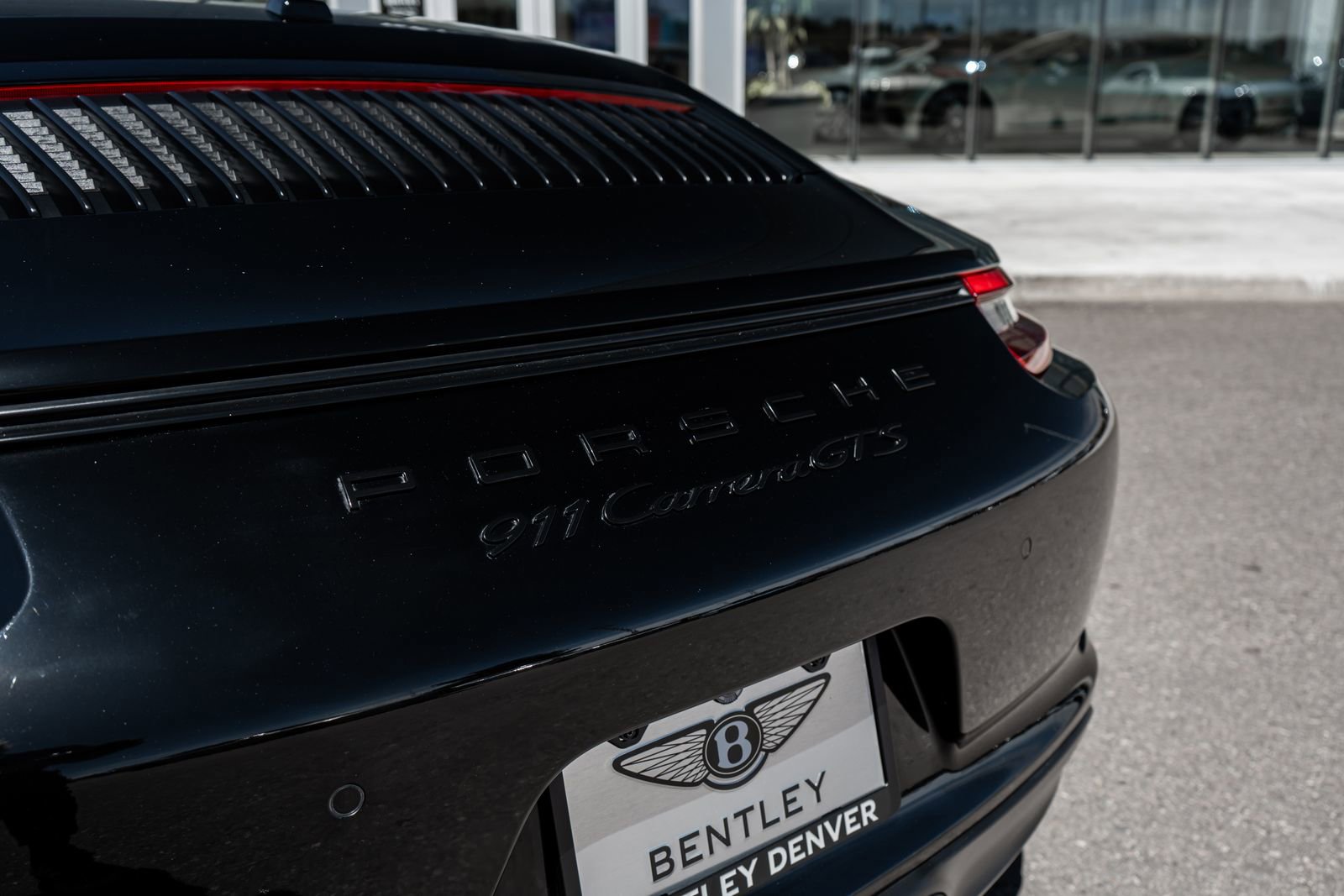 Used 2017 Porsche 911 Carrera GTS RWD image 10