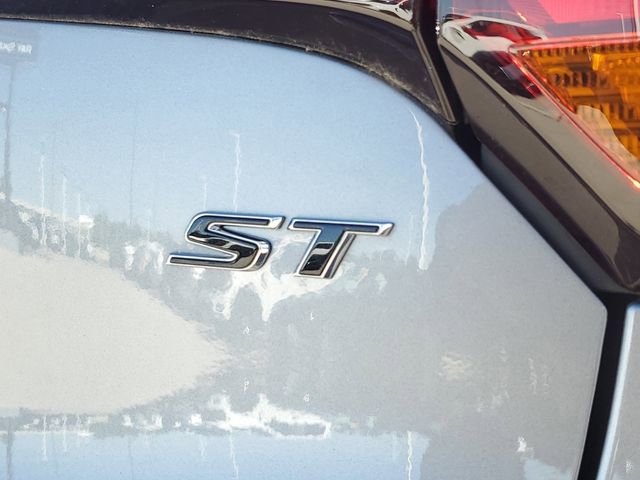 Used 2023 Buick Encore GX Select w/ Sport Touring Package FWD image 8