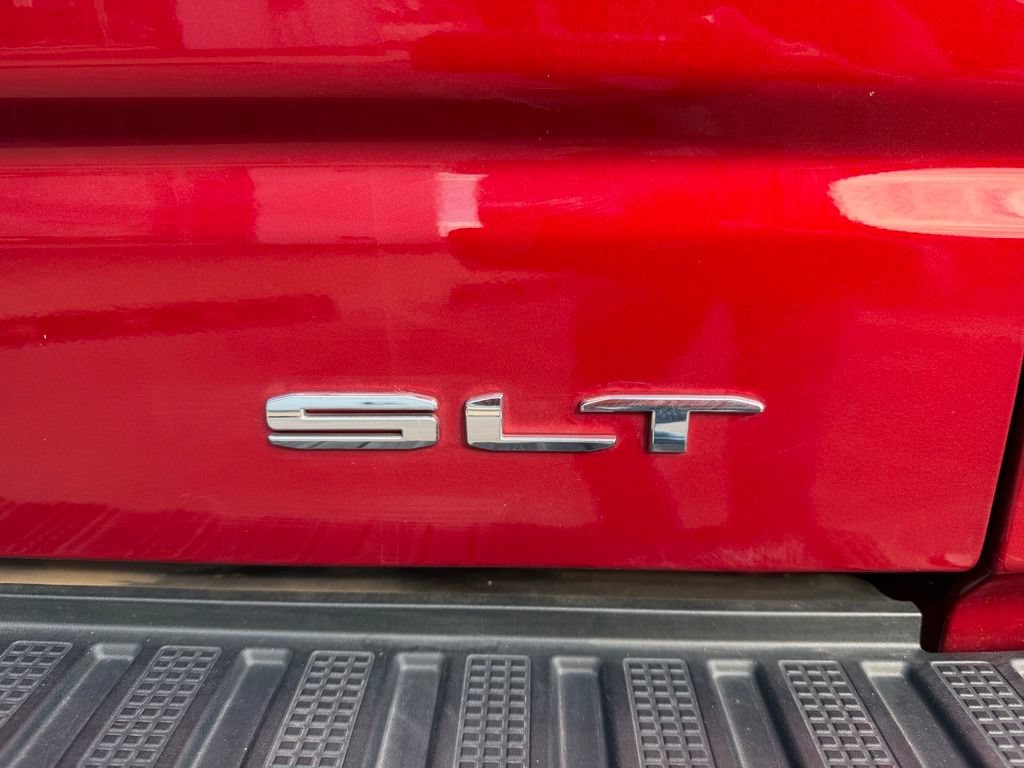 Used 2022 GMC Sierra 1500 SLT AWD/4WD image 11