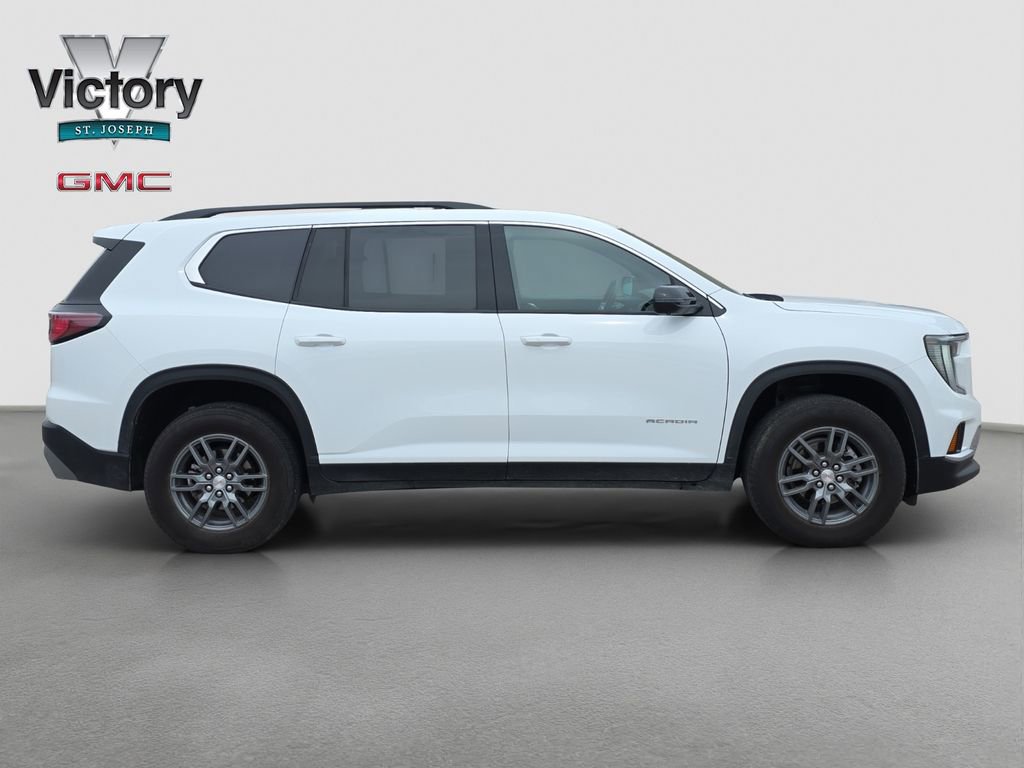 Used 2025 GMC Acadia Elevation image 18