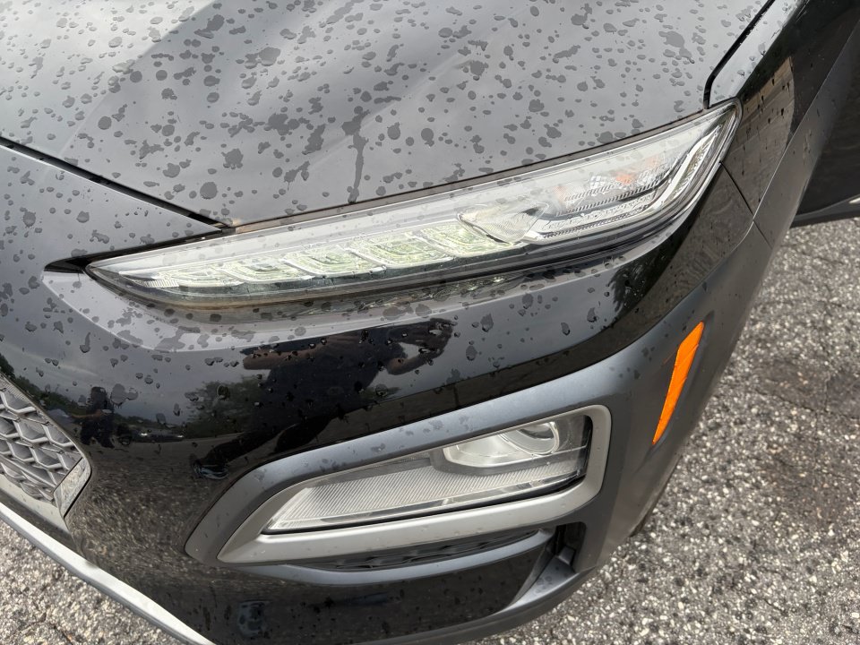 Used 2021 Hyundai Kona Limited FWD image 30