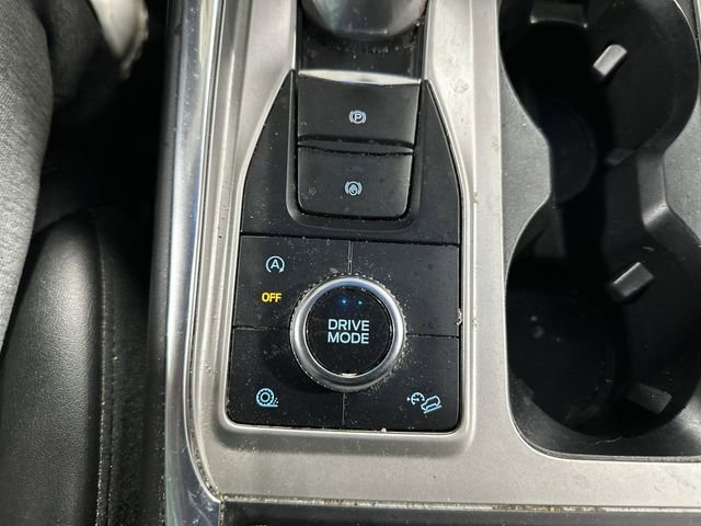 Used 2022 Ford Explorer Platinum w/ Equipment Group 601A AWD/4WD image 33