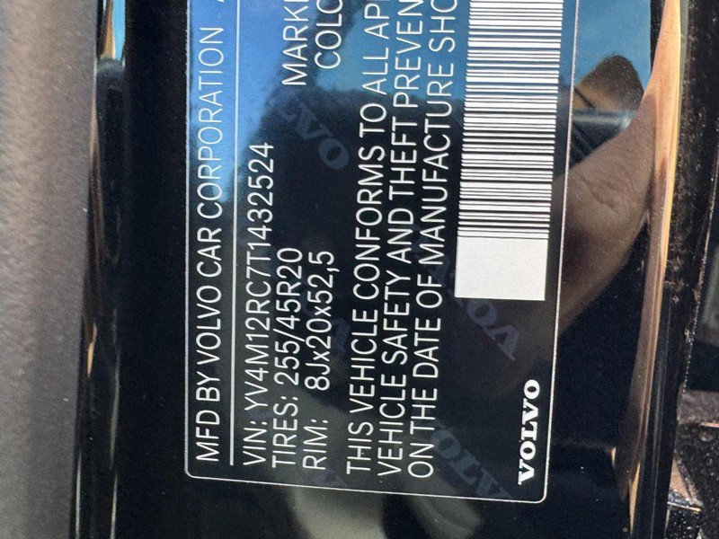 New 2026 Volvo XC60 B5 Plus w/ Protection Package Premier image 17