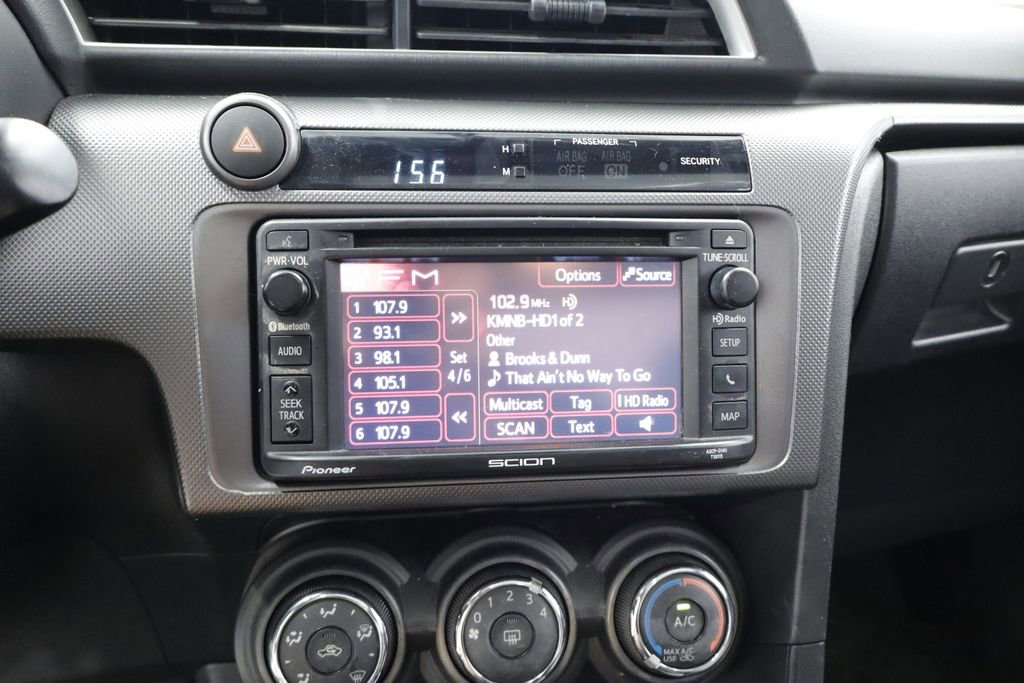 Used 2014 Scion tC FWD image 29