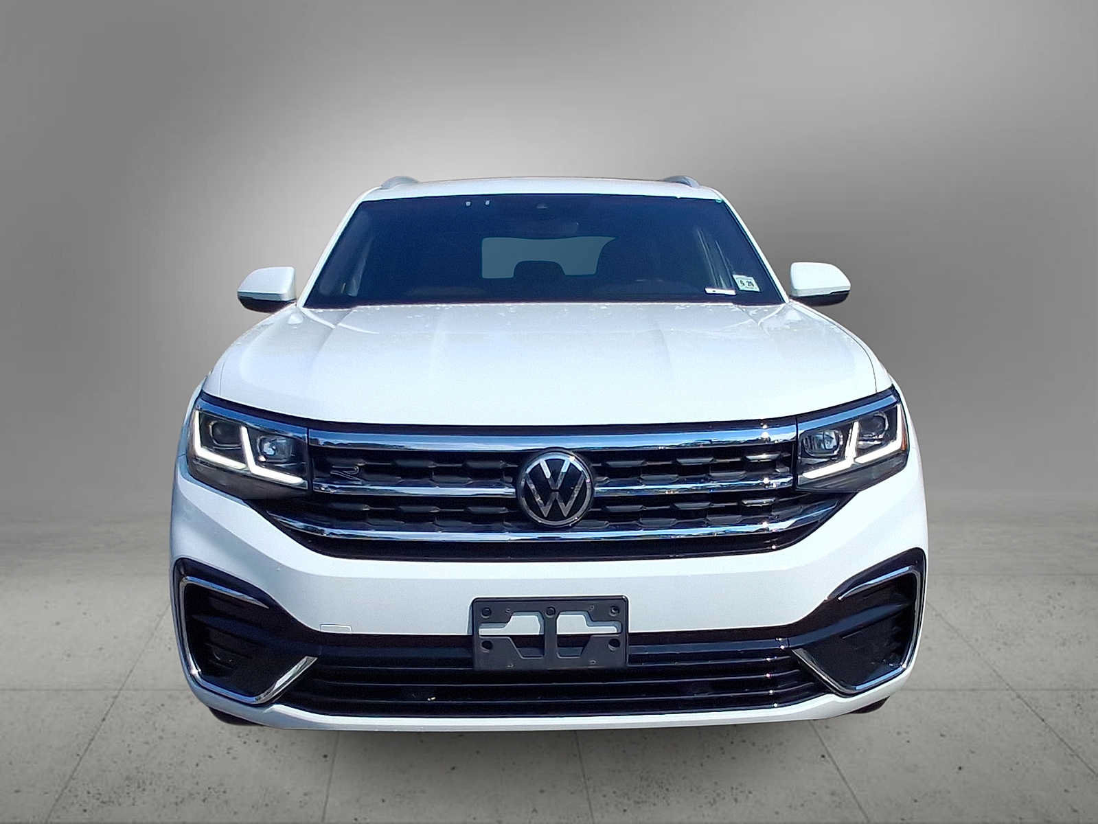 Used 2021 Volkswagen Atlas Cross Sport SEL R-Line AWD/4WD image 3