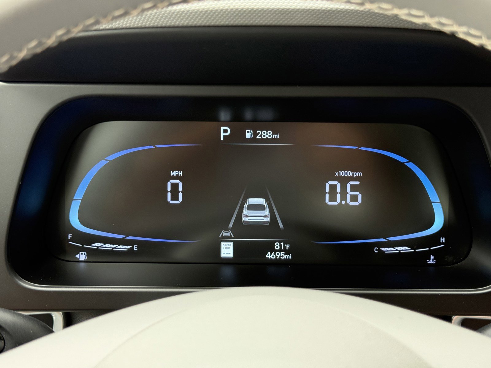 Certified 2025 Hyundai Elantra Sport image 19