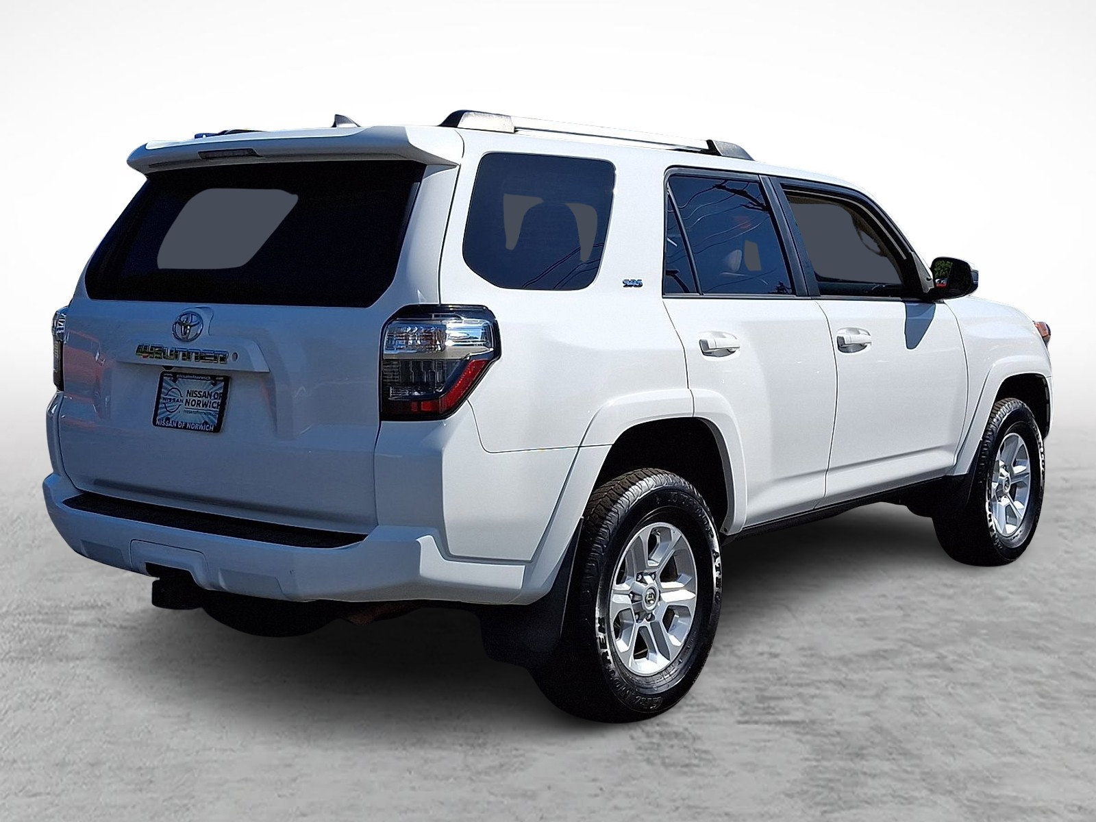 Used 2019 Toyota 4Runner SR5 image 6
