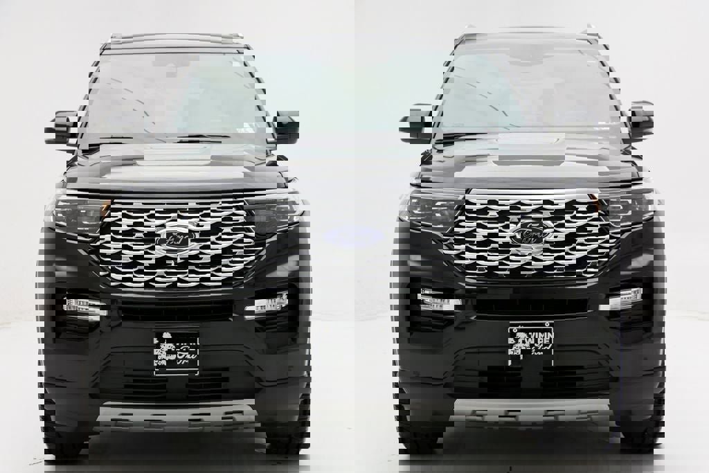 Used 2022 Ford Explorer Platinum w/ Equipment Group 601A image 4
