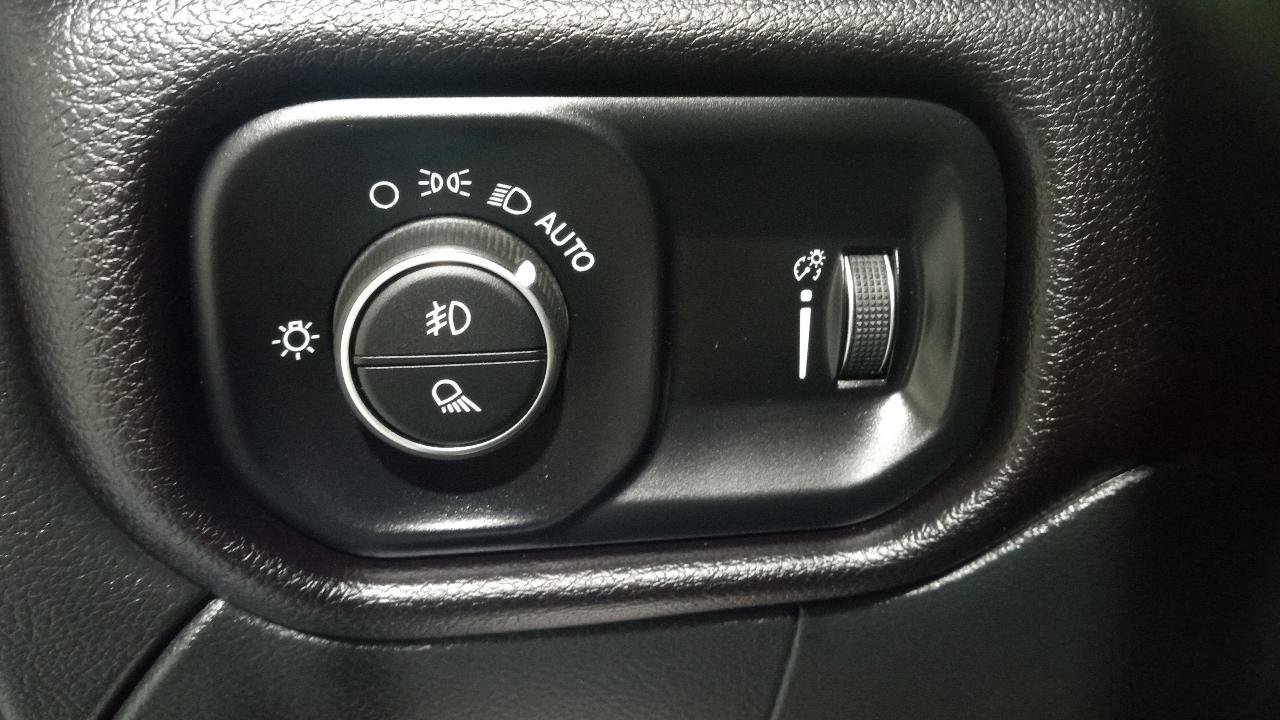 Used 2022 RAM 2500 Big Horn w/ Level A Equipment Group AWD/4WD image 12