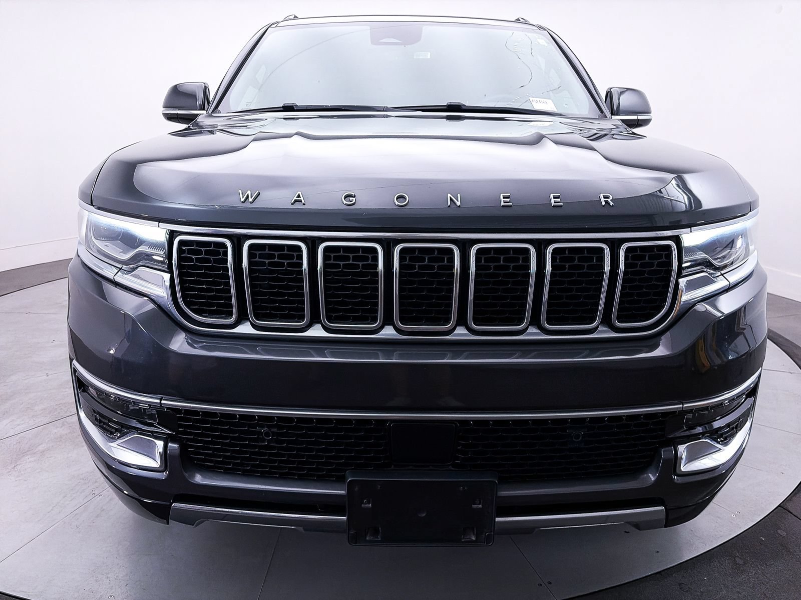 Used 2022 Jeep Wagoneer Series III w/ Premium Group I RWD image 12