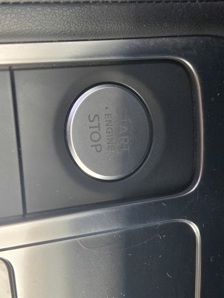 Used 2023 INFINITI QX60 Luxe w/ Performance Audio Package image 19